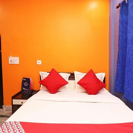 Oyo 23364 Kolkata Hcn Guest House Luaran gambar